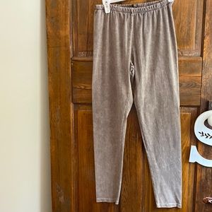 Lightweight suede stretch pants